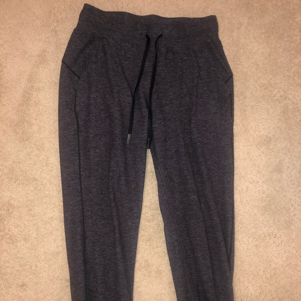 Ready to Rulu Pant/Jogger Lululemon sz 6 grey
